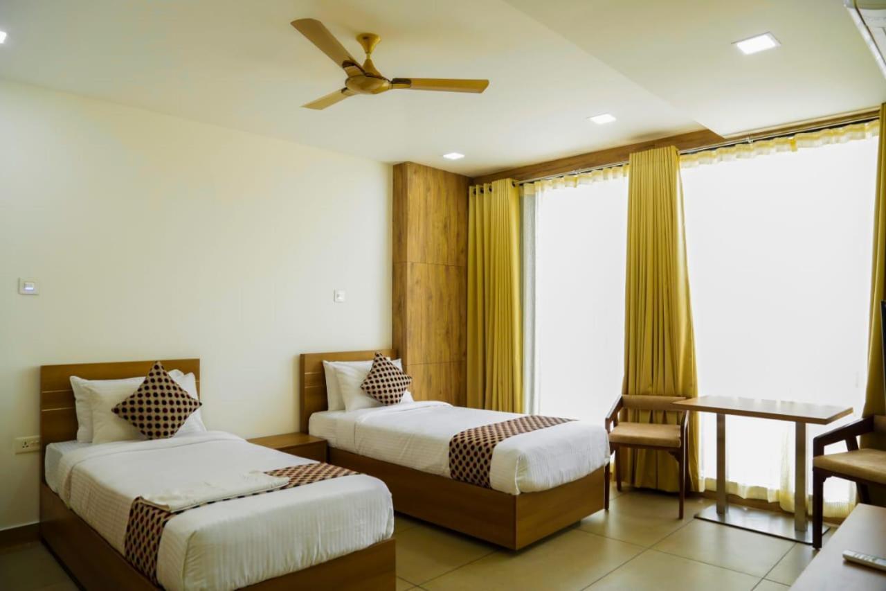 Kb Residency Hotel Kozhikode Exterior photo